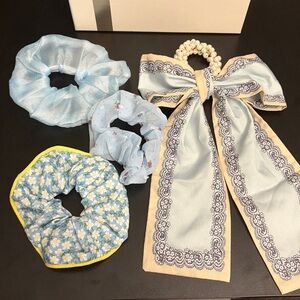 Elegant Blue and Cream Hair Accessories Set
